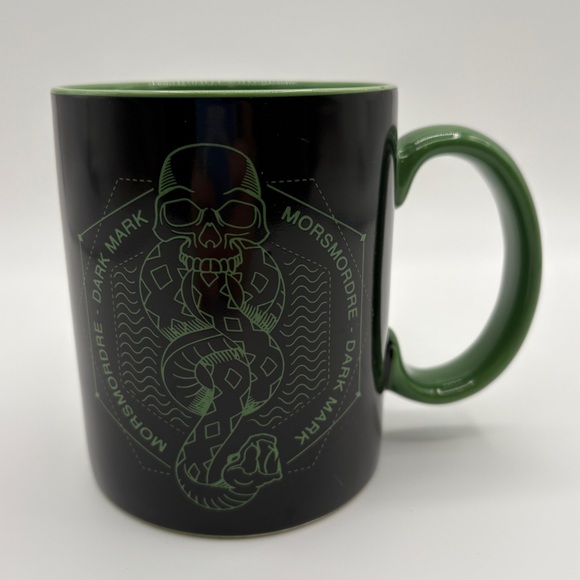 Enesco The Wizarding World of Harry Potter Dark Mark Morsmordre Mug - Picture 1 of 7